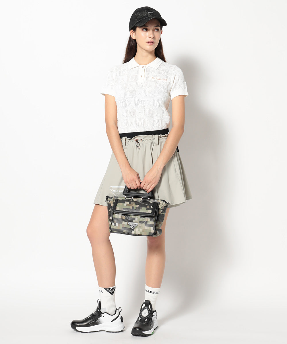 モデル:身長174cm,バスト77cm,ウエスト60cm,ヒップ88cm, 着用サイズM