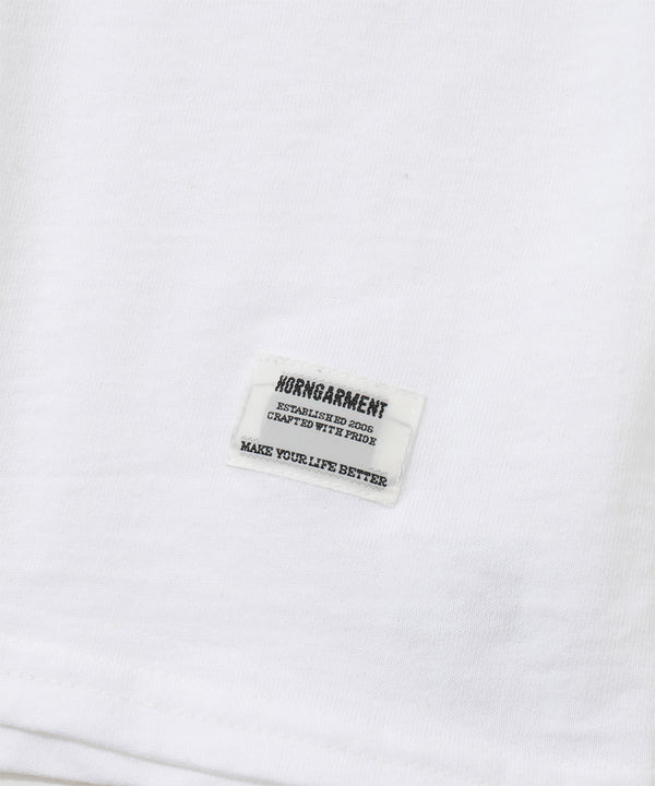 Retro Island Graphic Tee