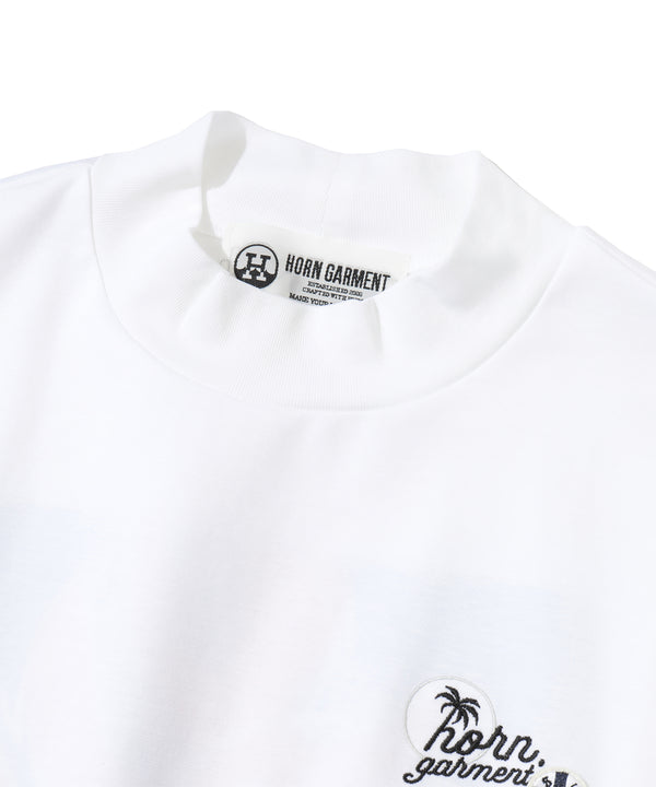 Retro Island Graphic Mock Tee