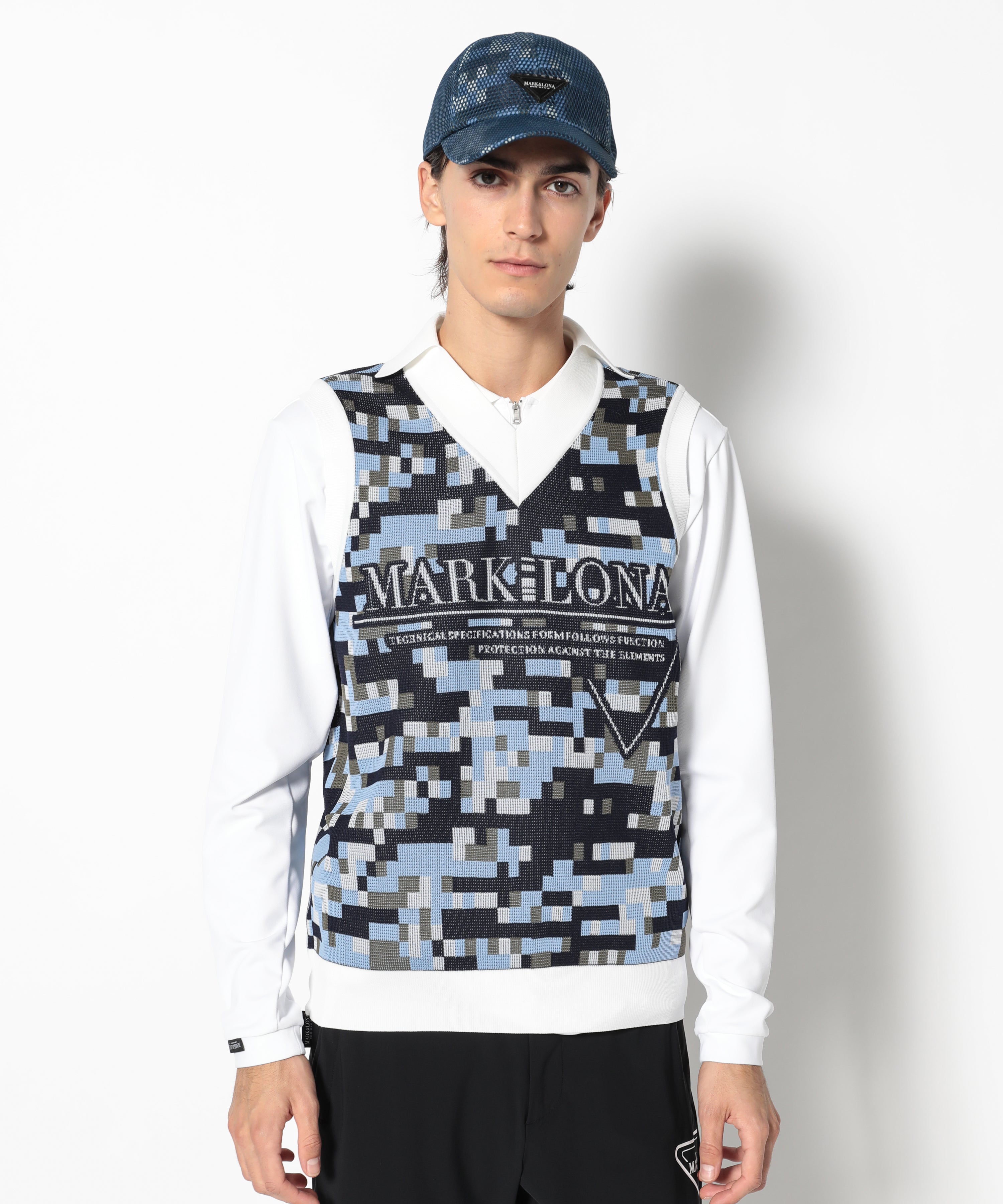 モデル:身長187cm,チェスト93cm,ウエスト78cm,ヒップ93cm,着用サイズL