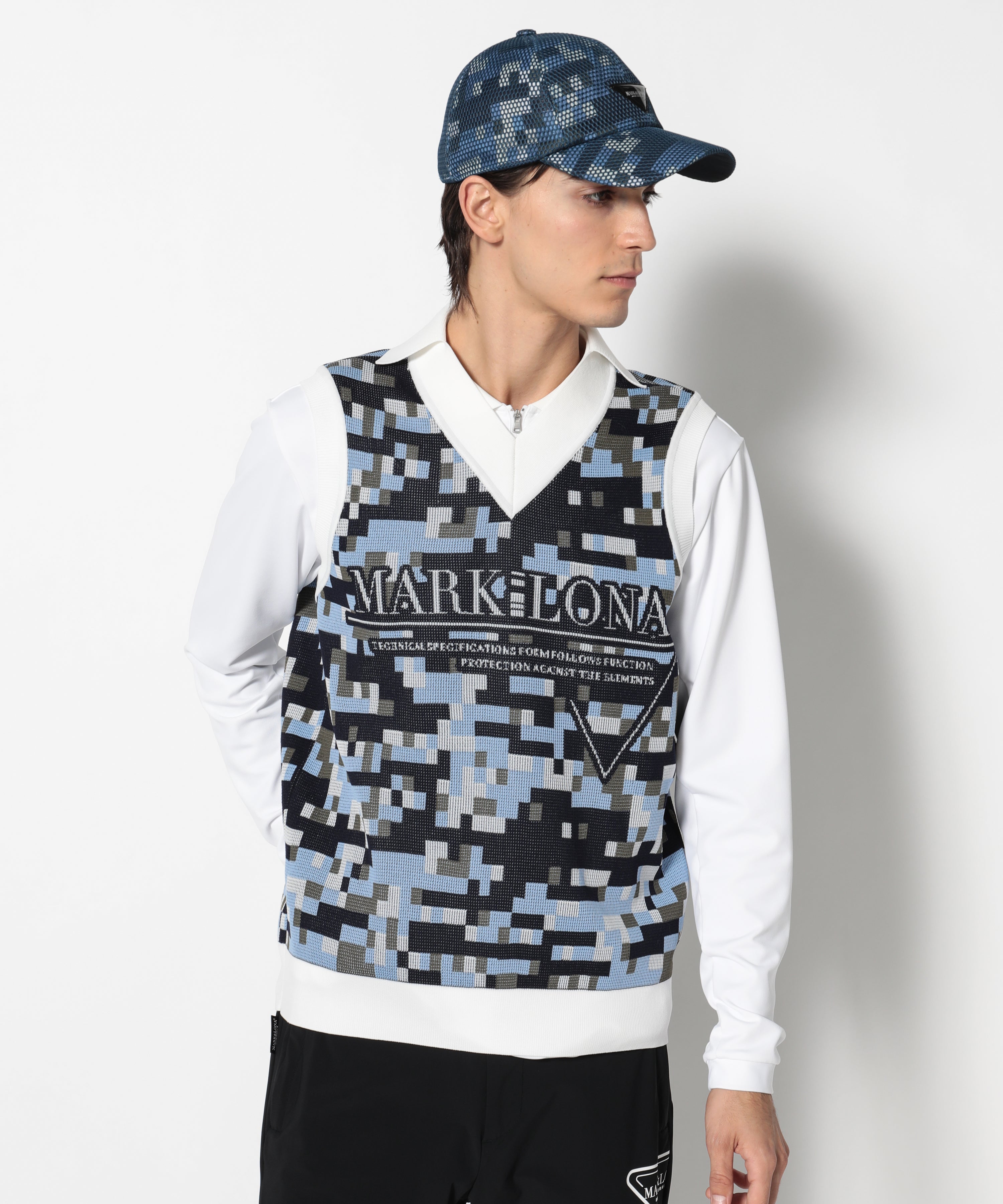 モデル:身長187cm,チェスト93cm,ウエスト78cm,ヒップ93cm,着用サイズL