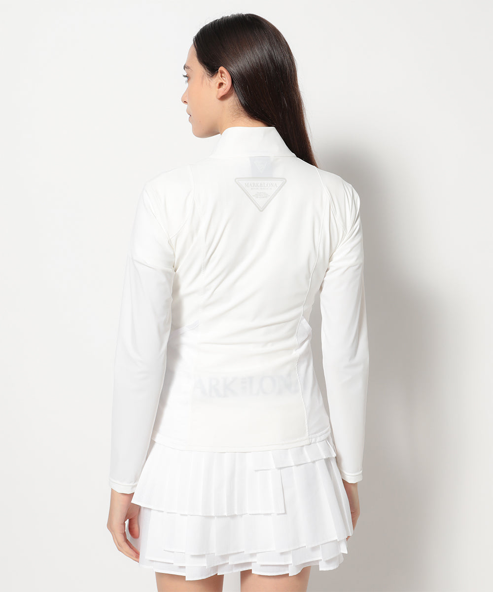 モデル:身長174cm,バスト77cm,ウエスト60cm,ヒップ88cm, 着用サイズM