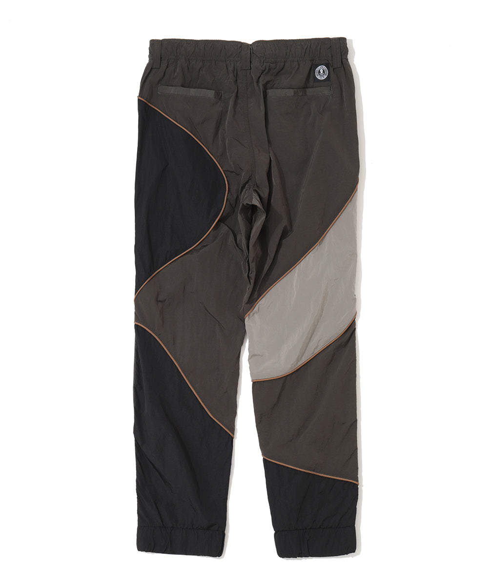 Streamer Crinkle Nylon Jogger