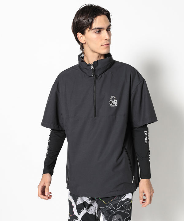 モデル:身長187cm,チェスト93cm,ウエスト78cm,ヒップ93cm,着用サイズL