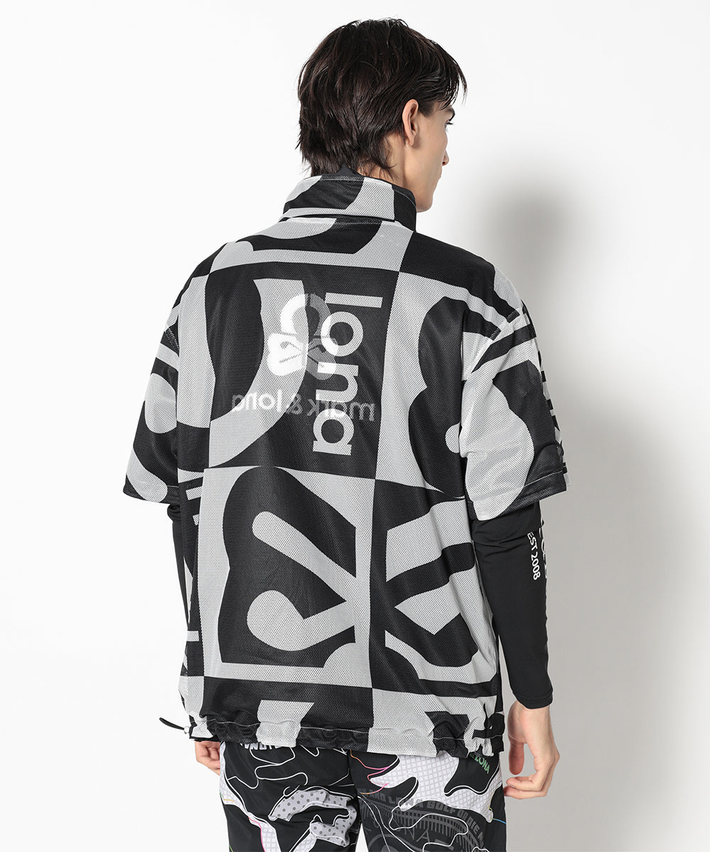 モデル:身長187cm,チェスト93cm,ウエスト78cm,ヒップ93cm,着用サイズL