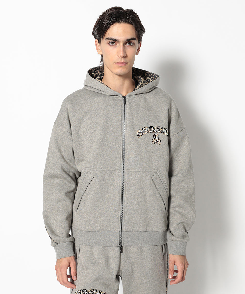 モデル:身長187cm,チェスト93cm,ウエスト78cm,ヒップ93cm,着用サイズL