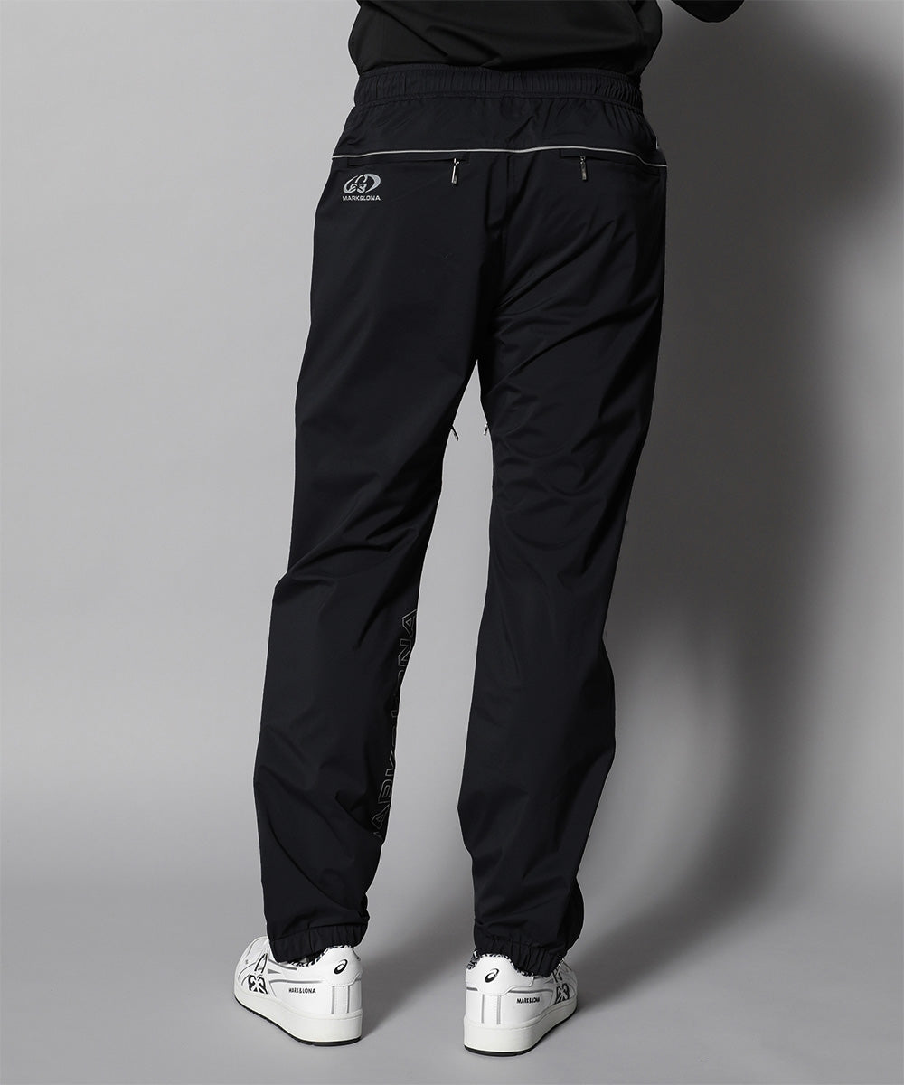 モデル:身長185cm,チェスト92cm,ウエスト77cm,ヒップ94cm,着用サイズL