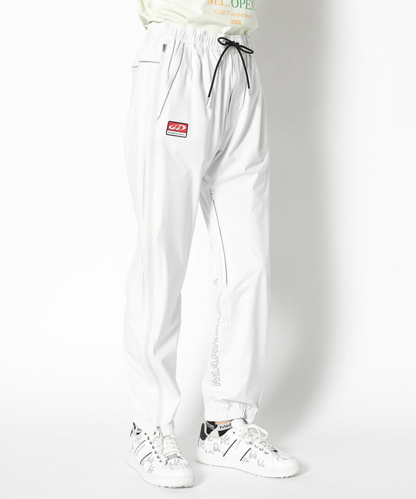 モデル:身長185cm,チェスト92cm,ウエスト77cm,ヒップ94cm,着用サイズL