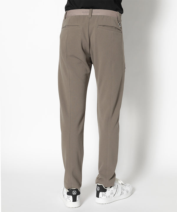 モデル:身長187cm,チェスト93cm,ウエスト78cm,ヒップ93cm,着用サイズL