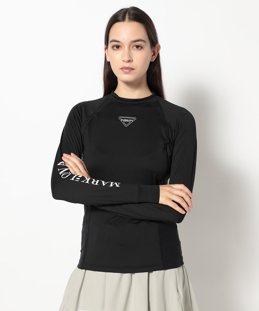 モデル:身長174cm,バスト77cm,ウエスト60cm,ヒップ88cm, 着用サイズM