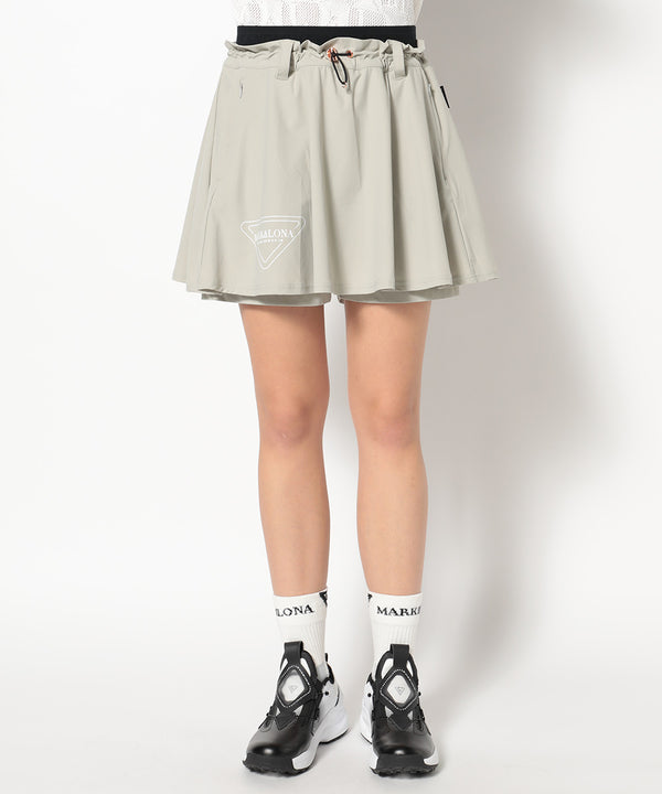 モデル:身長174cm,バスト77cm,ウエスト60cm,ヒップ88cm, 着用サイズM