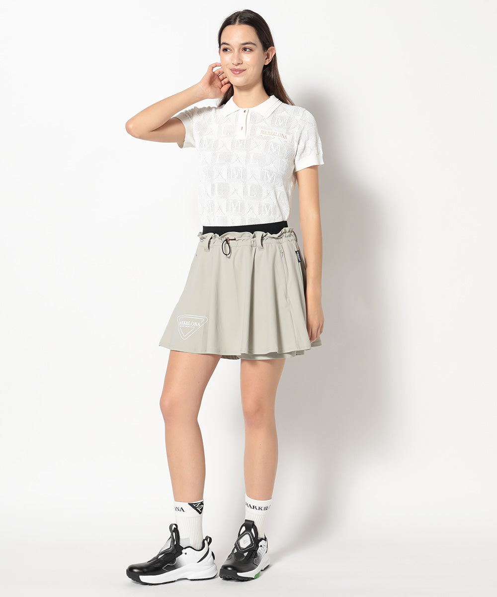 モデル:身長174cm,バスト77cm,ウエスト60cm,ヒップ88cm, 着用サイズM