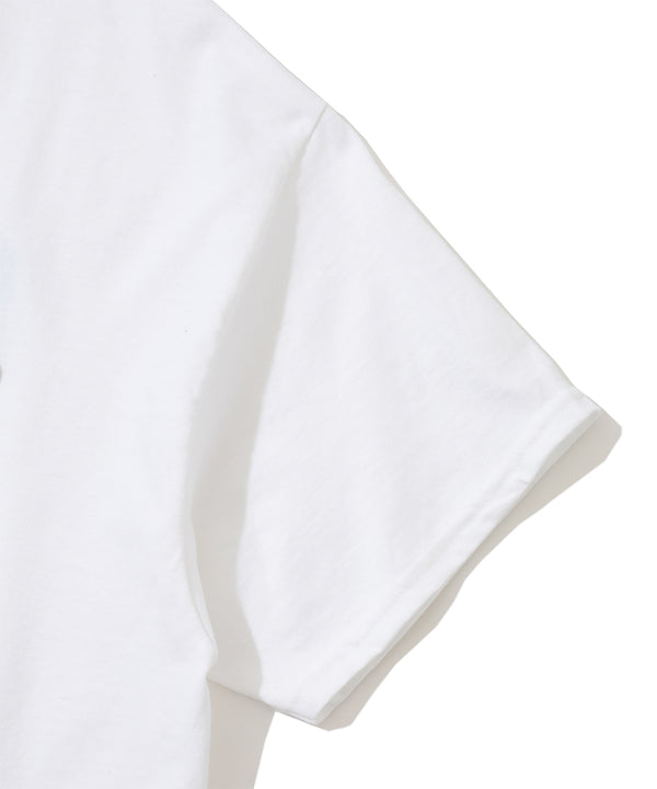 Retro Island Graphic Tee