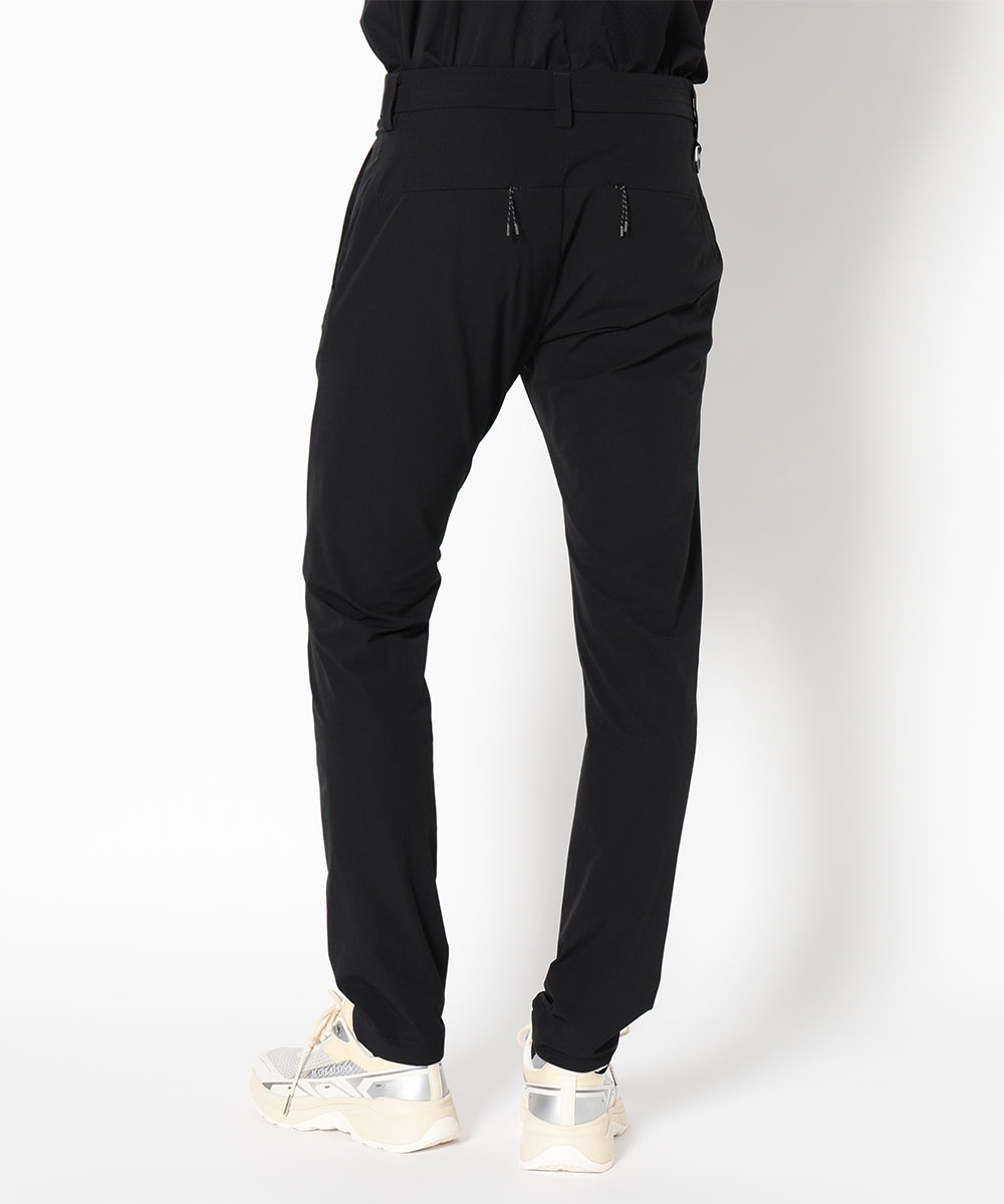 モデル:身長187cm,チェスト94cm,ウエスト76cm,ヒップ94cm,着用サイズL