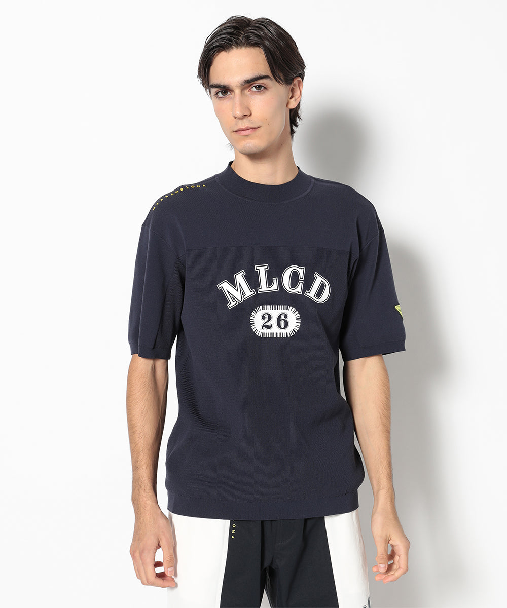 モデル:身長187cm,チェスト93cm,ウエスト78cm,ヒップ93cm,着用サイズL