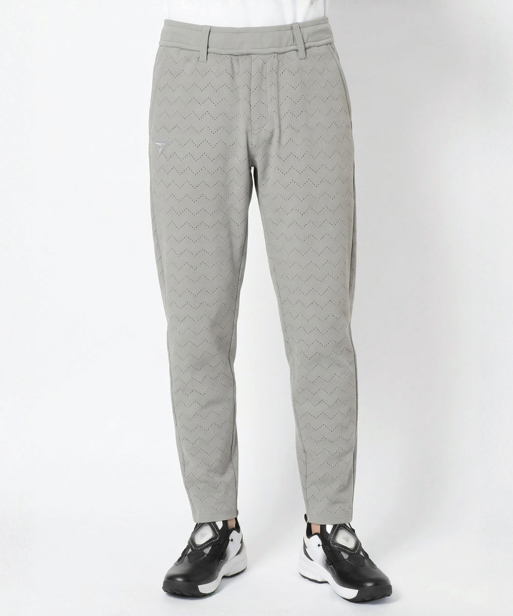 モデル:身長183cm, チェスト98cm, ウエスト78cm, ヒップ93cm 着用サイズL