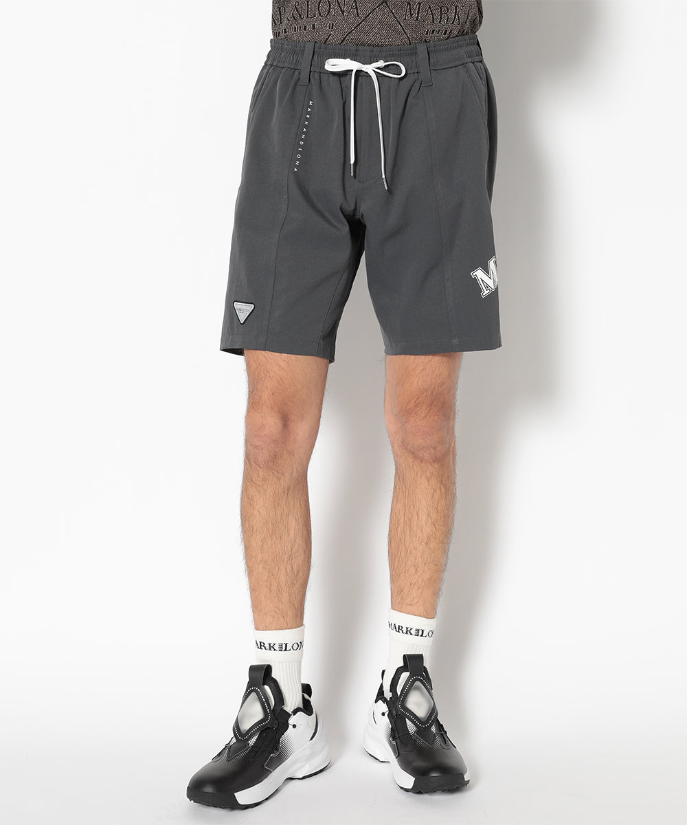 モデル:身長187cm,チェスト93cm,ウエスト78cm,ヒップ93cm,着用サイズL