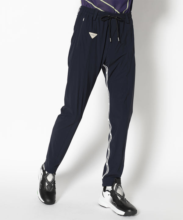 モデル:身長187cm,チェスト93cm,ウエスト78cm,ヒップ93cm,着用サイズL