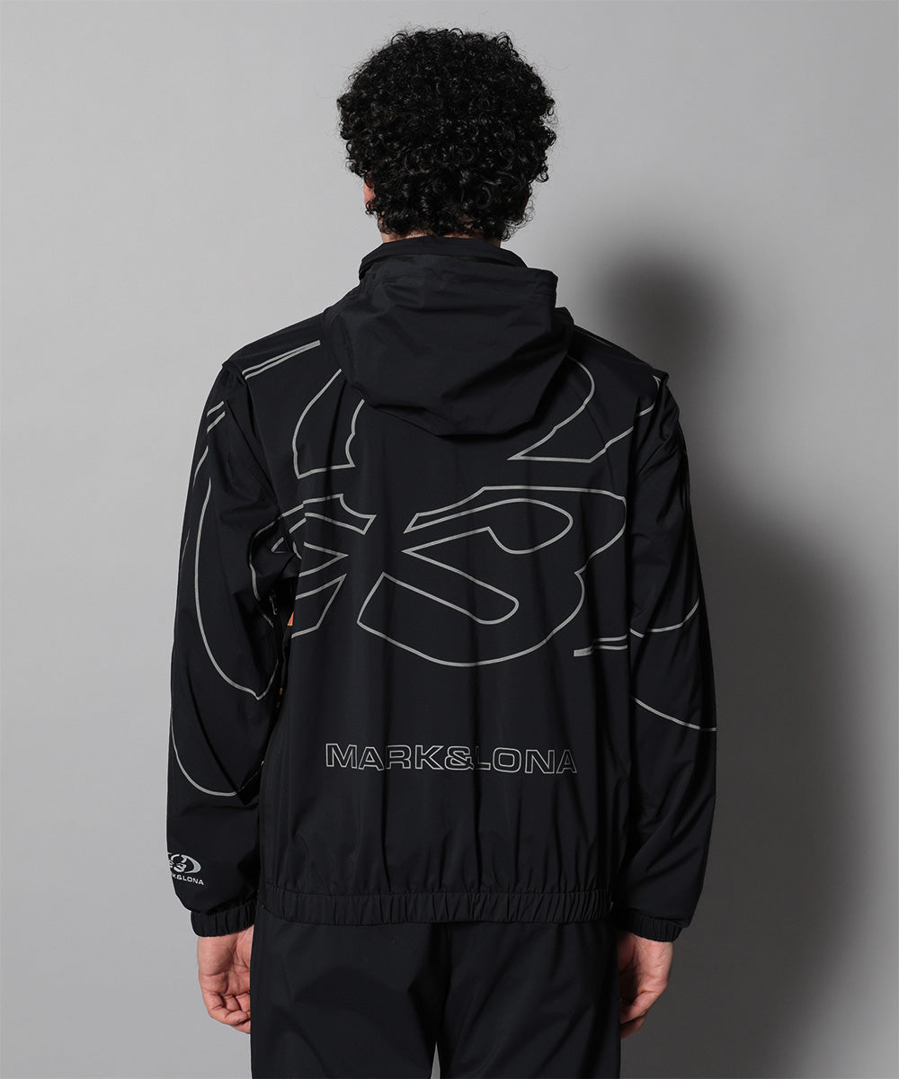 モデル:身長185cm,チェスト92cm,ウエスト77cm,ヒップ94cm,着用サイズL