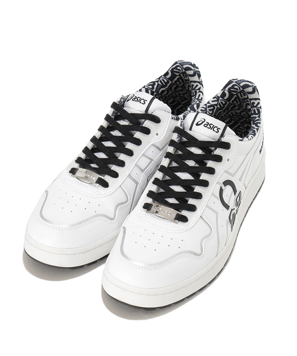 ※ブラックシューレースも付属