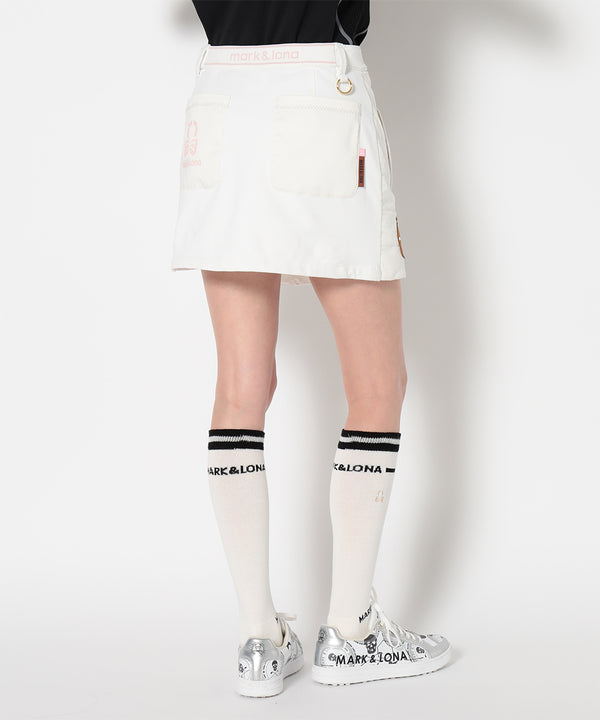 モデル:身長171cm,バスト80cm,ウエスト60cm,ヒップ88cm, 着用サイズM