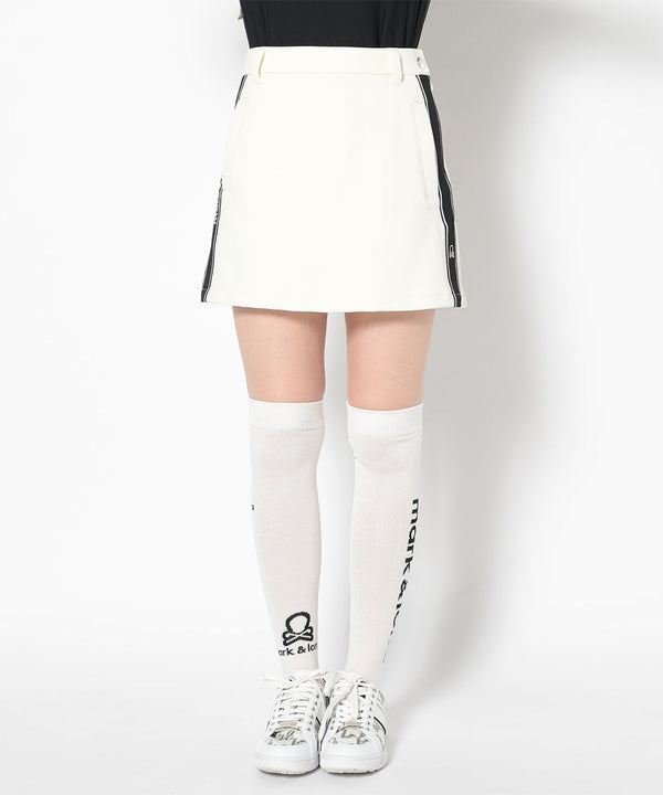 Ace Line Back Pleat Skirt  | WOMEN