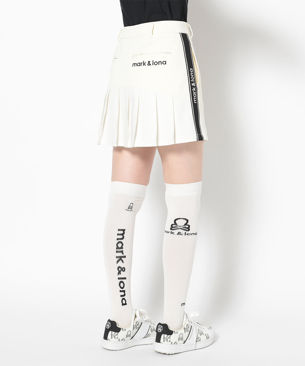 Ace Line Back Pleat Skirt  | WOMEN