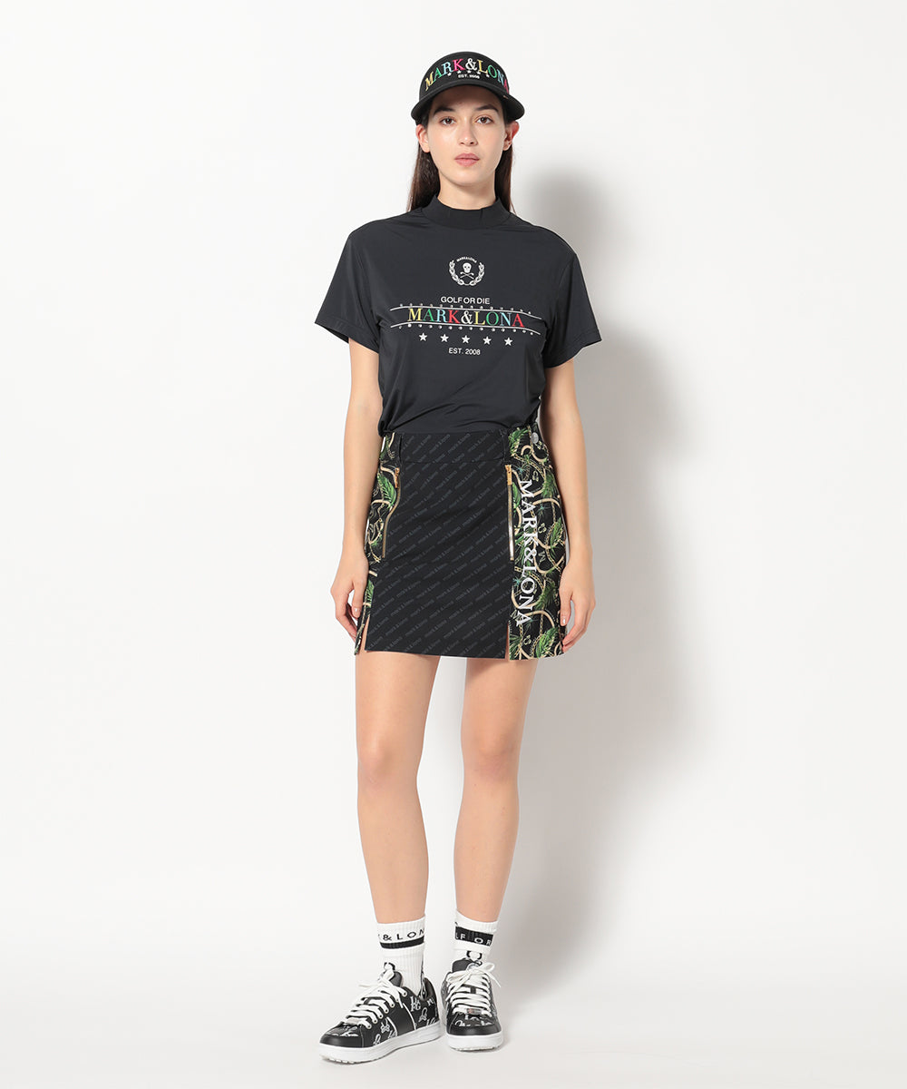 モデル:身長174cm,バスト77cm,ウエスト60cm,ヒップ88cm, 着用サイズM