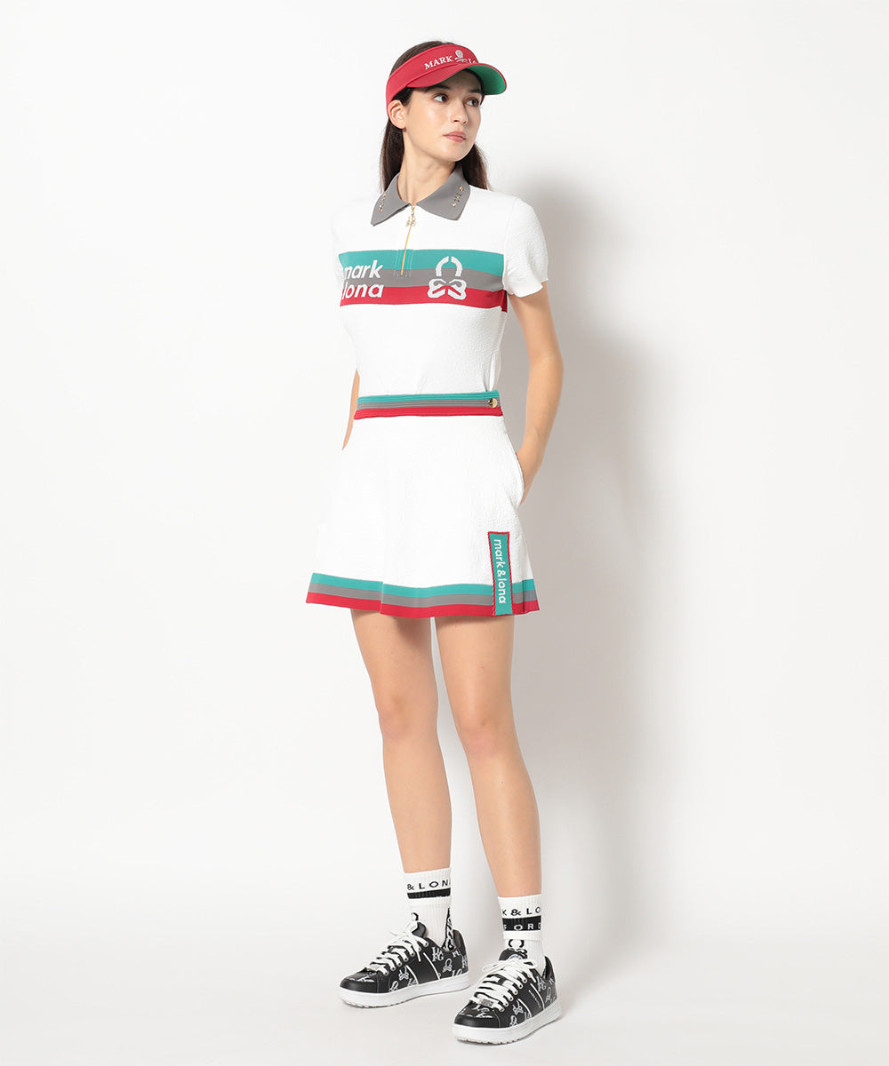 モデル:身長174cm,バスト77cm,ウエスト60cm,ヒップ88cm, 着用サイズM