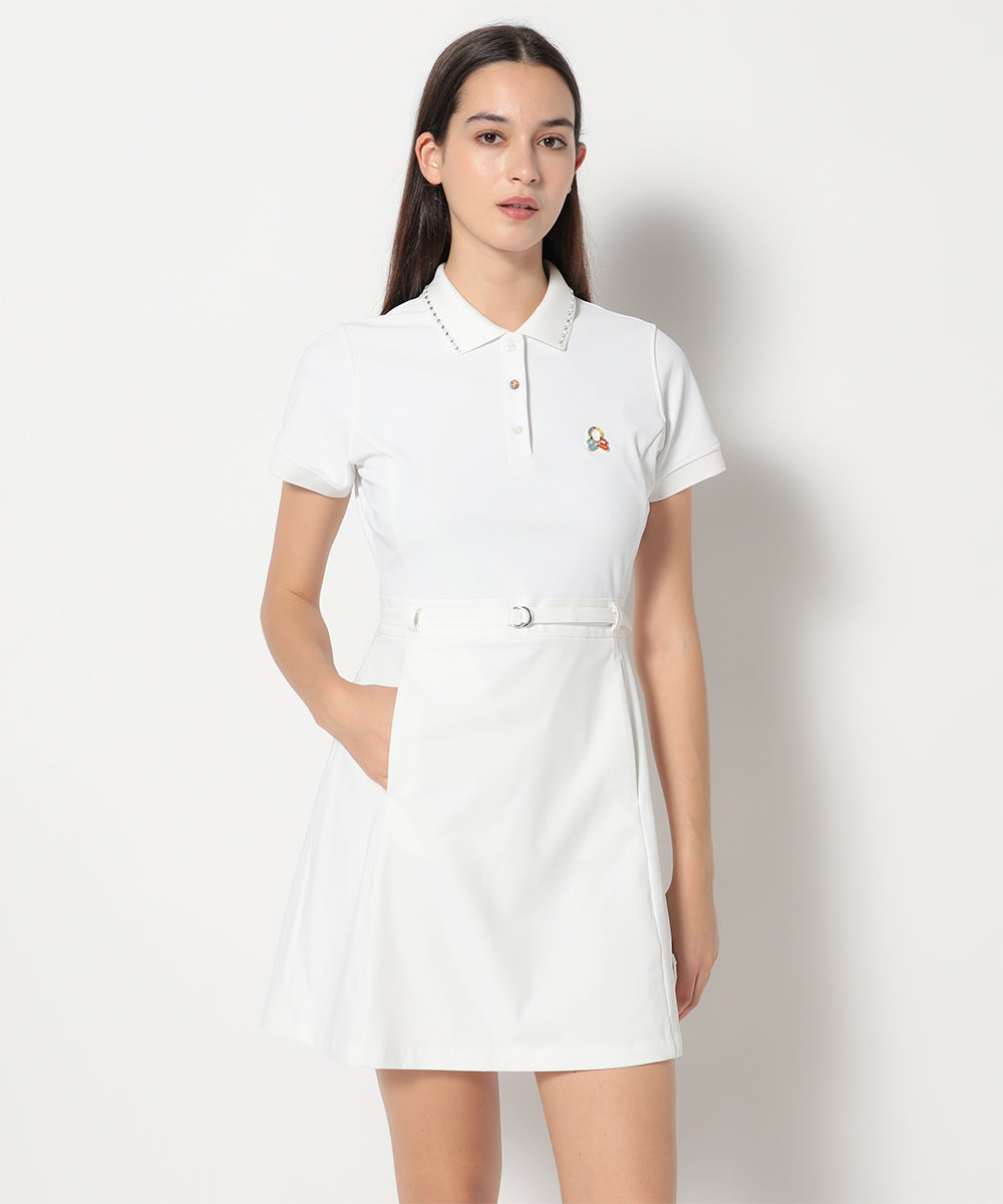 モデル:身長174cm,バスト77cm,ウエスト60cm,ヒップ88cm, 着用サイズM